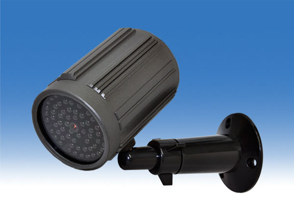 光っているのがわからない！赤外線投光機器 WTW-F6694 株式会社 塚本無線